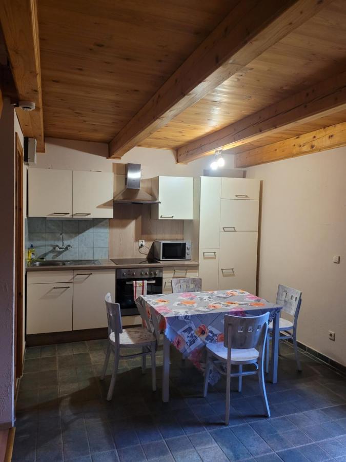 Отель Mohas Vendeghaz Koszeg Mohas Ut 107 Экстерьер фото